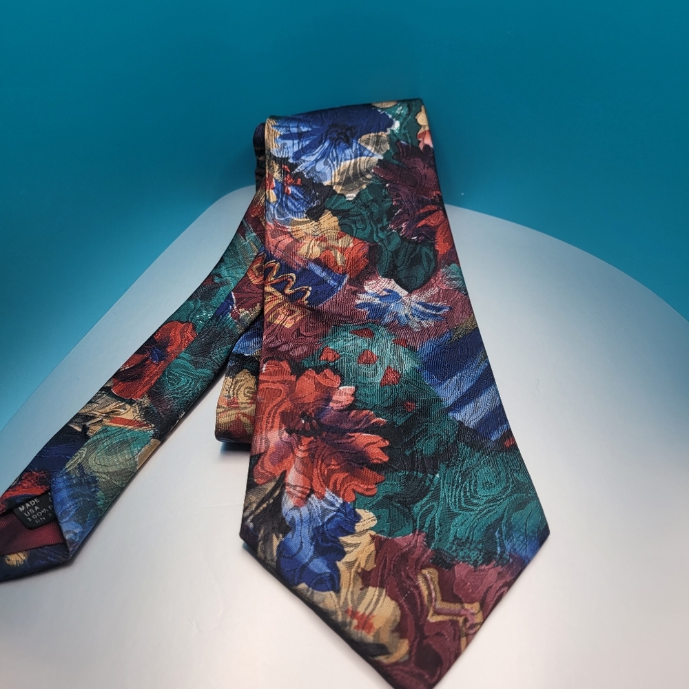 Oleg Cassini Floral Tie Made In USA